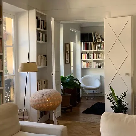 Triplex In Center Apartment